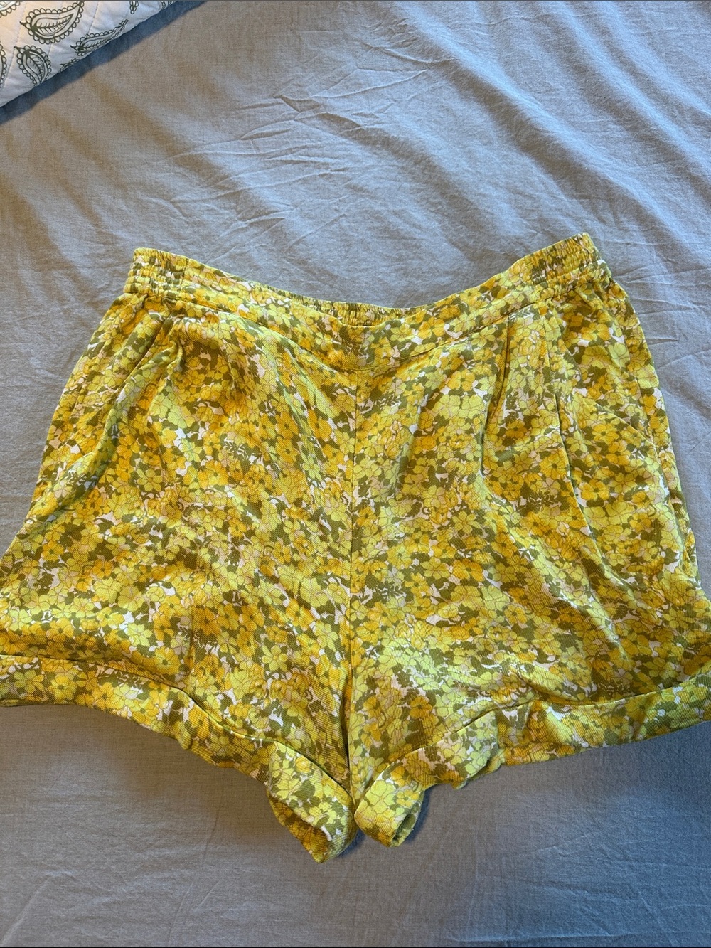 Volcom women shorts